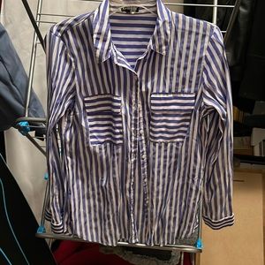 Express women’s button down blouse. Blue and whit stopped pattern.